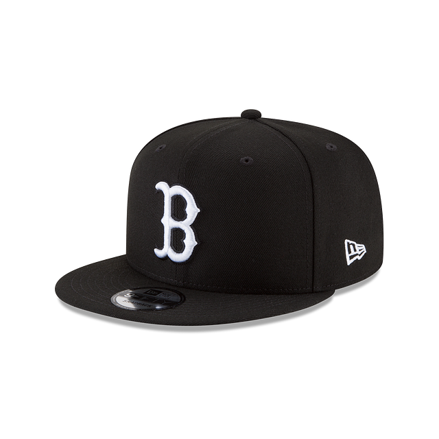 Load image into Gallery viewer, New Era Boston Red Sox 9Fifty Snapback - Black - Left
